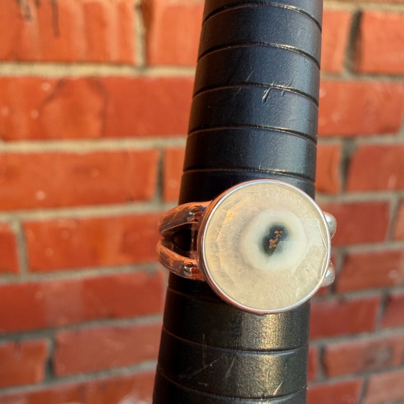 Solar Quartz Ring - Picture 5 of 6